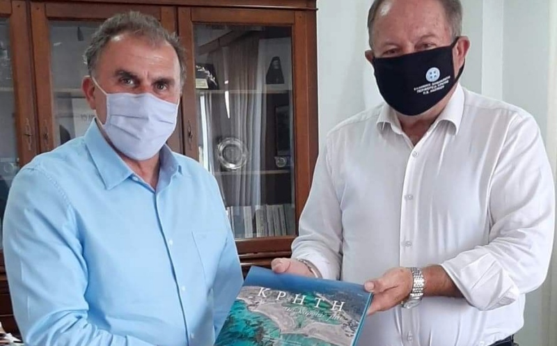 Συνάντηση αντιπεριφερειάρχη Λασιθίου με δήμαρχο Ιεράπετρας