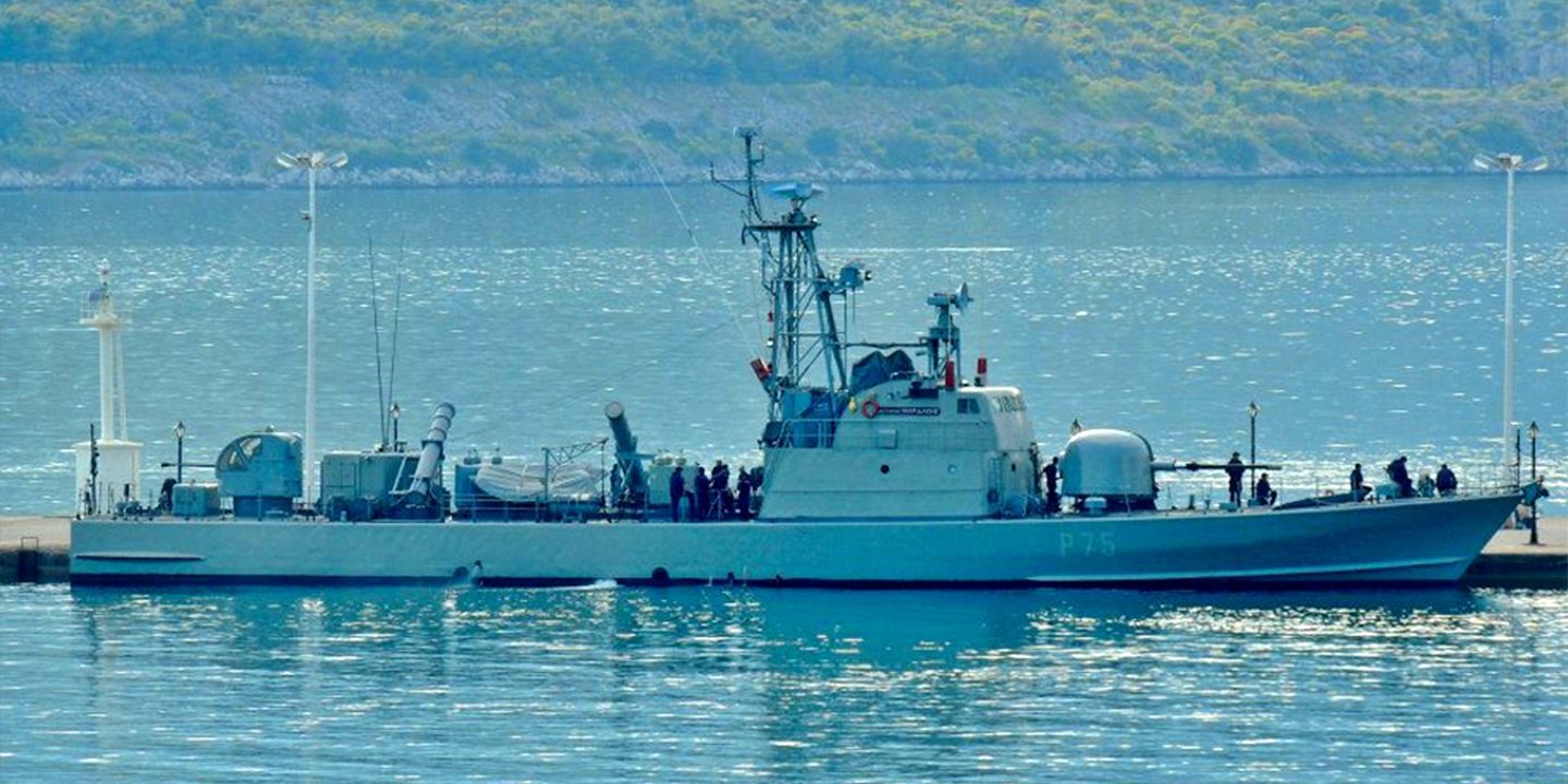η πυραυλάκατος "Μαριδάκης" στο λιμάνι του Αγίου Νικολάου