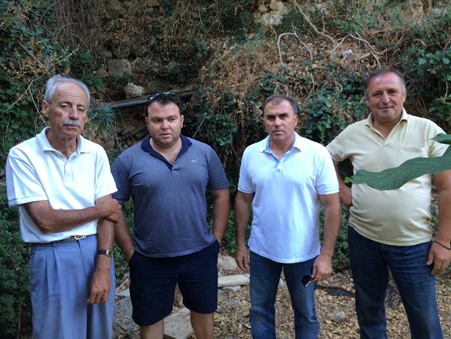 δήμαρχος, αντιδήμαρχος με τον πρόεδρο του Καβουσού Γιάννη Ρεμεδιάκη