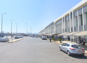 Σάκης Αρναούτογλου προς Κομισιόν: Δεν μπορεί ένα αεροδρόμιο 10 εκατομμυρίων επιβατών να μην έχει πλήρη υγειονομική κάλυψη