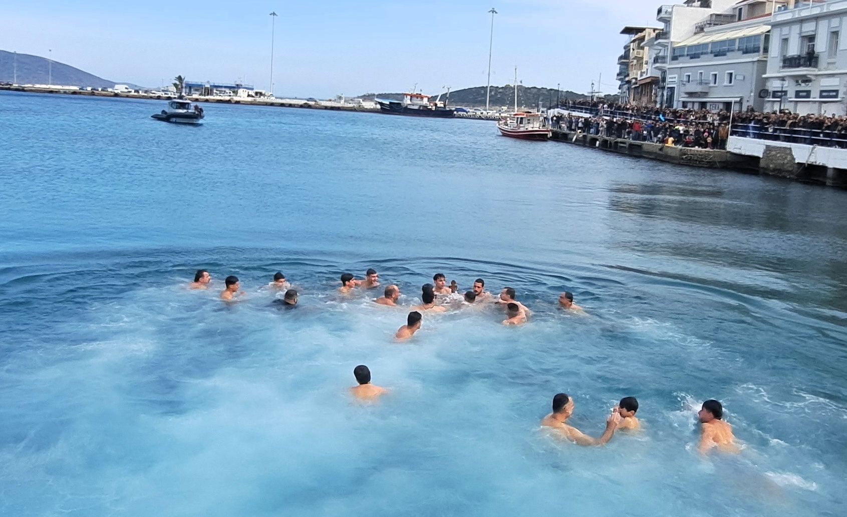 Μήνυμα του Δημάρχου Αγίου Νικολάου Μανώλη Μενεγάκη για τον εορτασμό των Θεοφανίων