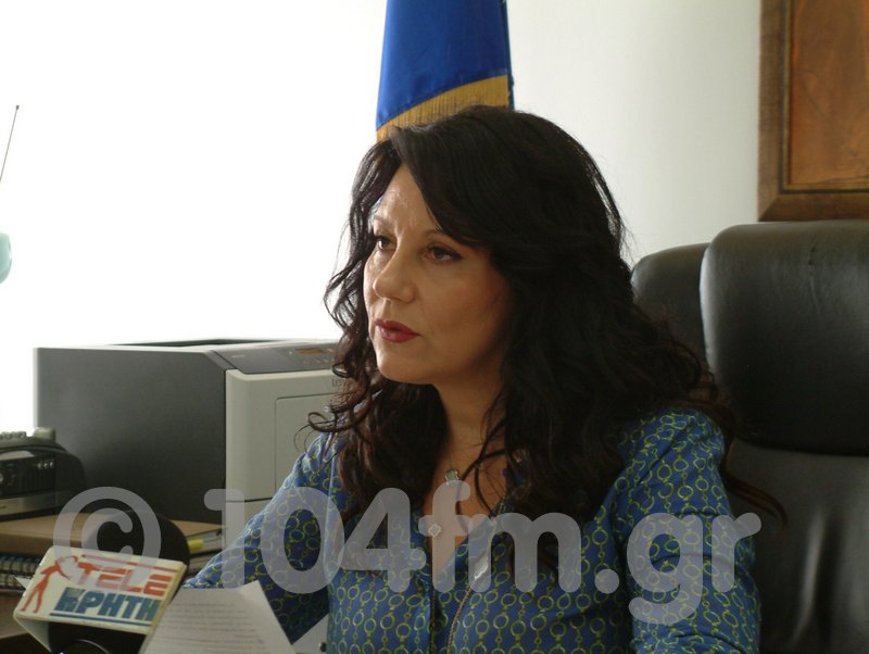 Η πρόεδρος του κέντρου Κοινωνικής Πρόνοιας περιφέρειας Κρήτης, Ελένη Τσαντηράκη