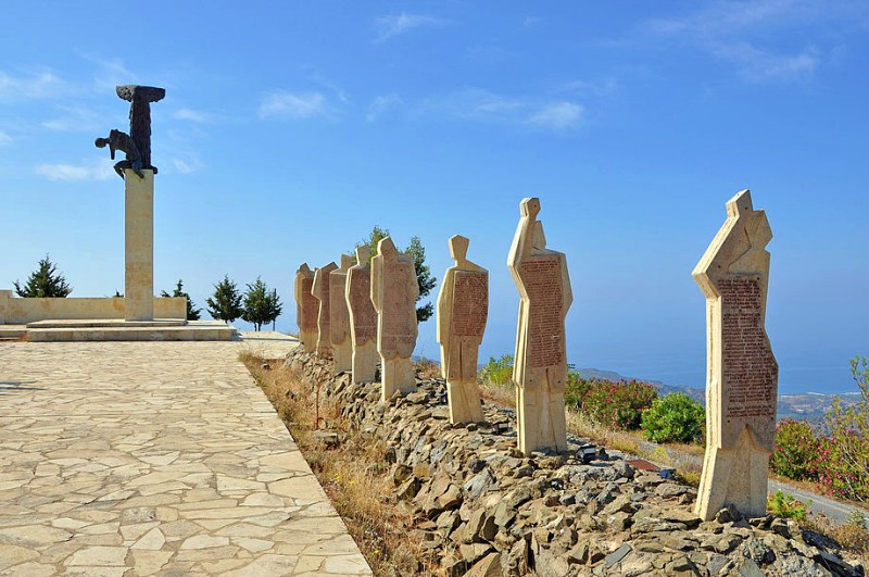 Διαδικτυακή συζήτηση, Ολοκαύτωμα της Βιάννου