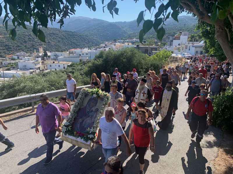 Μεταφορά της Ιεράς Εικόνας της Παναγίας της Φανερωμένης Σητείας στην ομώνυμη Ιερά Μονή στον Τράχηλα