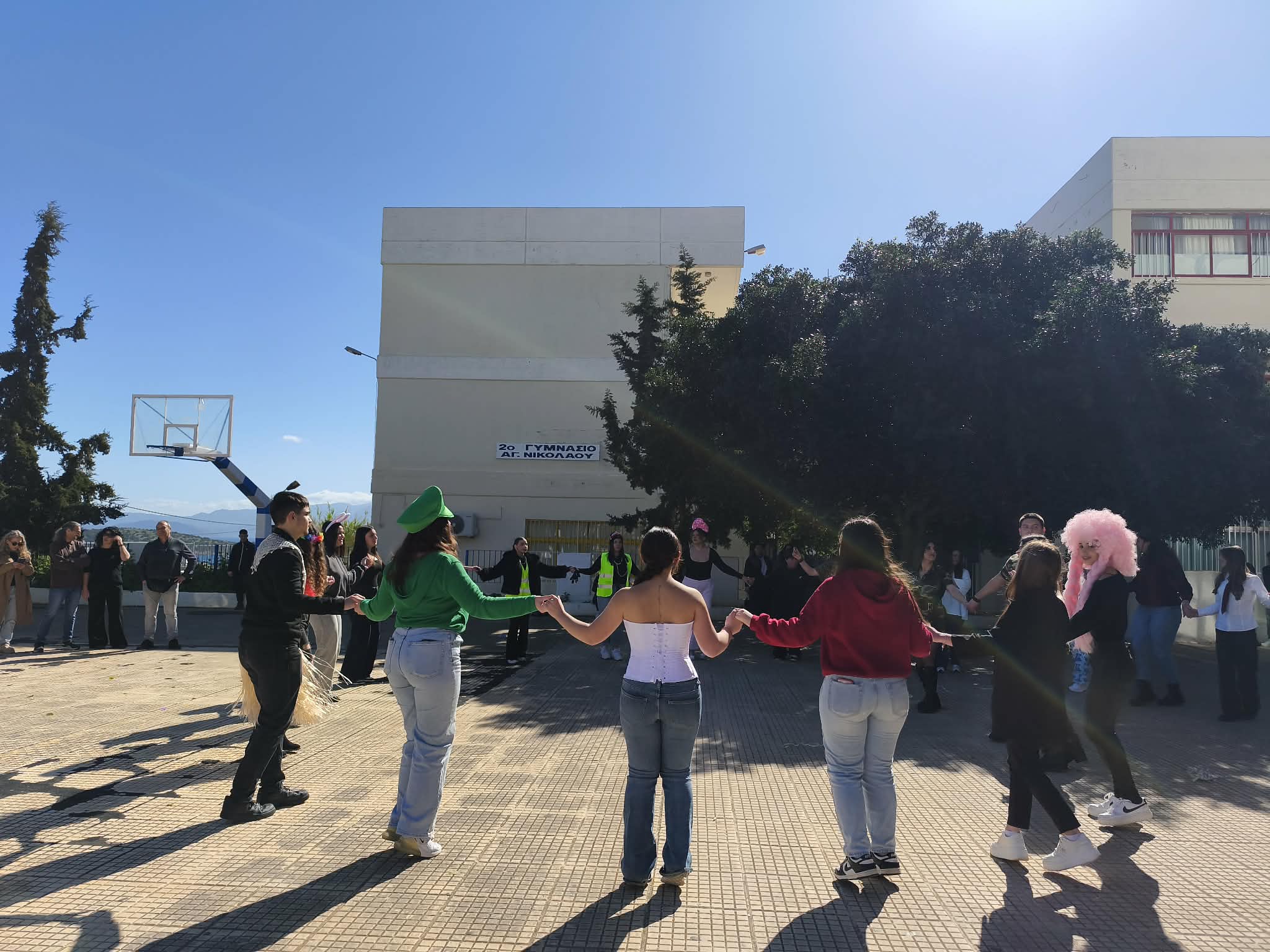 Ευχαριστήριο για την Αποκριάτικη γιορτή του 1ου ΕΠΑΛ Αγ. Νικολάου