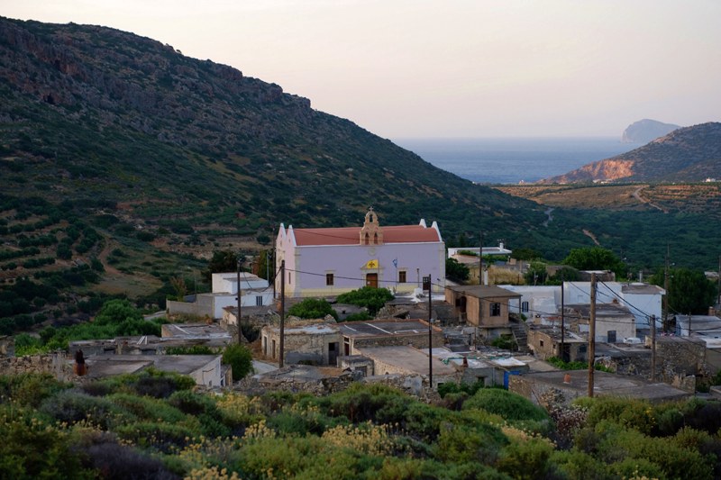 Πρόγραμμα πανηγύρεως Ιερού Ναού Αγίας Τριάδος Βασιλικής Ιεράπετρας