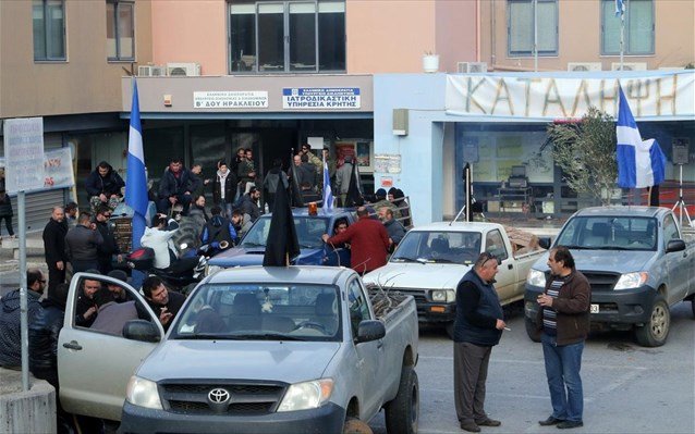 αγρότες στη ΔΟΥ Ηρακλείου