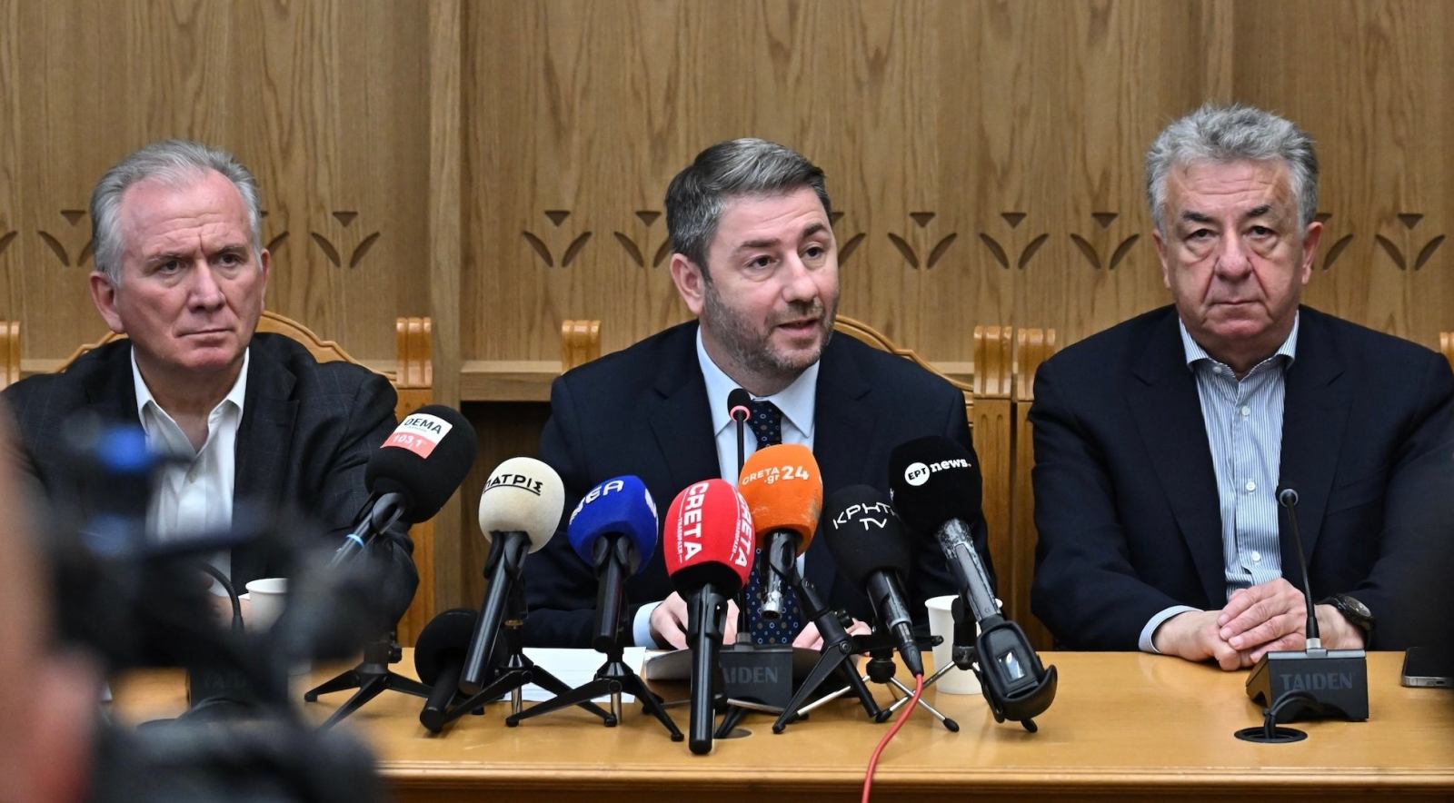 Ανδρουλάκης: «Καταθέτω ολιστικό πλαίσιο προτάσεων. Δεν δέχομαι μια τραγωδία να γίνεται reality show και πεδίο στείρας αντιπαράθεσης για να βγάλει η κυβέρνηση Μητσοτάκη απ’ έξω την ουρά της»