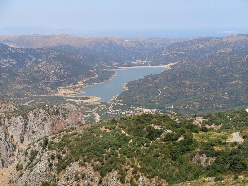 Πεζοπορία στο φράγμα Αποσελέμη