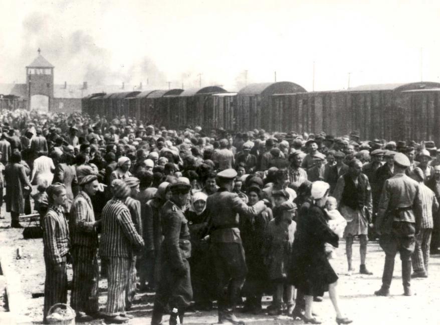 Τράπεζες ή ποιοτικό σύγχρονο Μπίρκεναου από τους θεσμούς !!! για τους Έλληνες Καταναλωτές