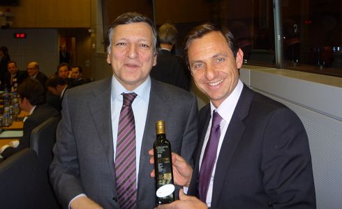 Ο κ. Μπαρόζο με τον κ. Χατζημαρκάκη