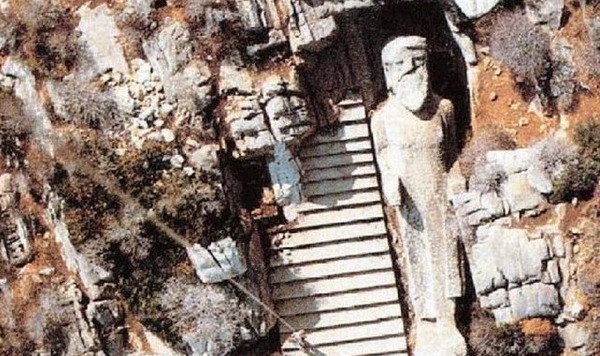 Από τον κούρο στο Δυοβουνιώτη