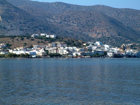 Ελούντα, το όνειρο του κάθε επίδοξου "επενδυτή"