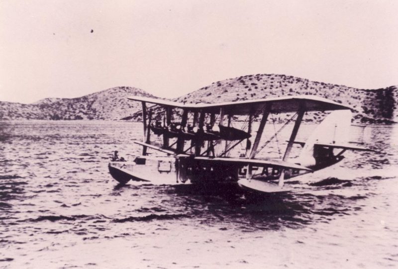 όταν τα υδροπλάνα της Imperial χρησιμοποιούσαν την Ελούντα ως ενδιάμεσο σταθμό για μέση ανατολή