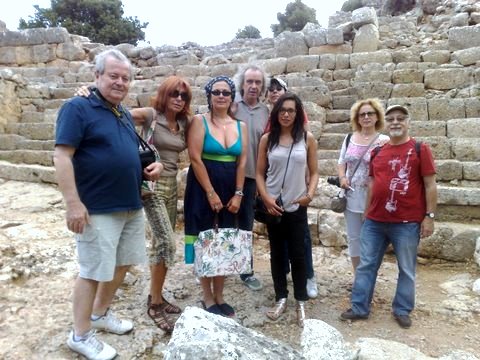 οι Γάλλοι δημοσιογράφοι στη Λατώ