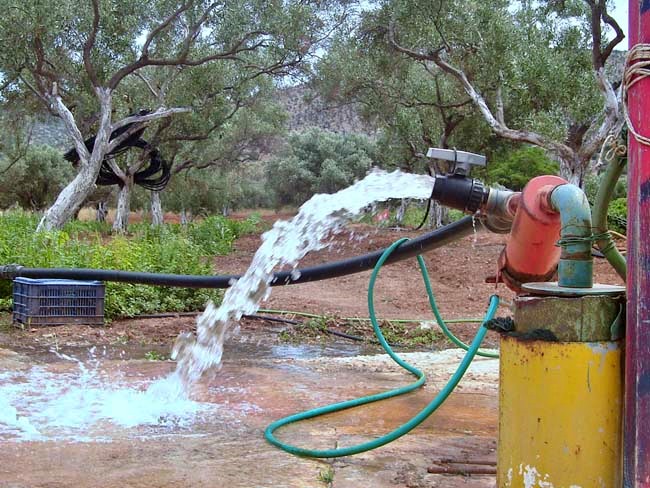 υπόμνημα των ΤΟΕΒ Κρήτης σχετικά με τις αναγκαίες μεταρρυθμίσεις του θεσμικού, οργανωτικού και λειτουργικού πλαισίου των συλλογικών δικτύων άρδευσης στην Ελλάδα
