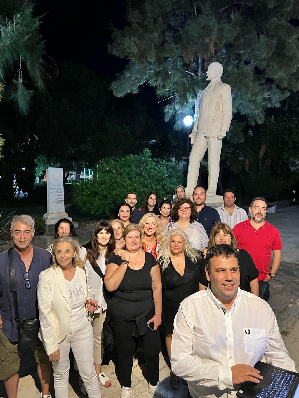 Στην πράξη, ψηφοδέλτιο