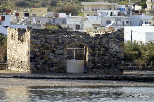 το παλιό κτίριο στη Χιόνα, όπου θα δημιουργηθεί το Μουσείο