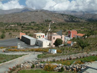 Λάσινθος, εργαστήρια