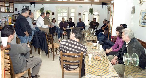 από την ιδρυτική συνάντηση για το σωματείο στην Ιεράπετρα