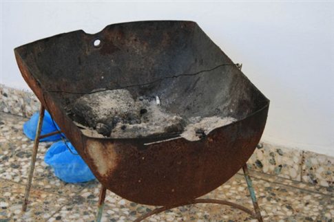 αυτοσχέδιο μαγκάλι