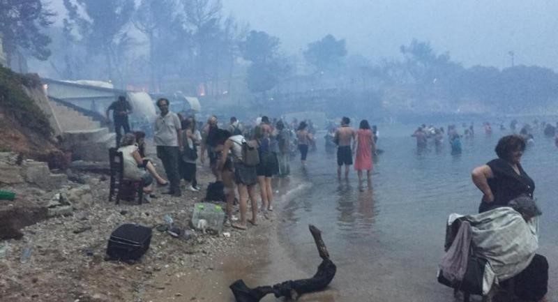 Αμμούδι, ασθενοφόρα, Μάτι, ανάπλαση λίμνης