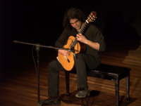 Από το recital στο REX