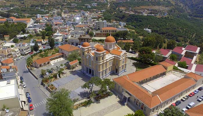 οι Ιερές Ακολουθίες μεταδίδονται από ραδιοφώνου