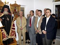 ο διοικητής με τους προσκεκλημένους