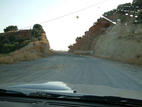 εδώ και χρόνια υπάρχουν μισοτελειωμένα κομμάτια που δεν οδηγούν πουθενά