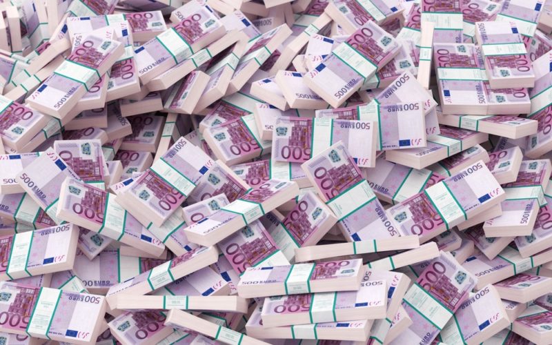 Μαύρα σύννεφα στην οικονομία