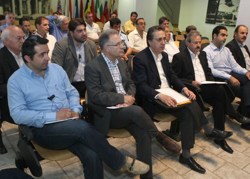ο δήμαρχος Αγίου Νικολάου και ο Νομάρχης Λασιθίου, παρακολούθησαν τη σύσκεψη