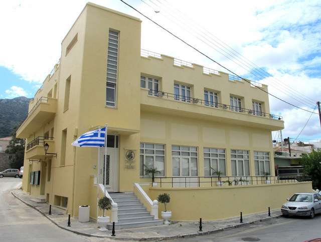 σε κανέναν δεν έχει ανατεθεί το δικαίωμα να συλλέγει χρήματα στο όνομα της Ιεράς Μητροπόλεως