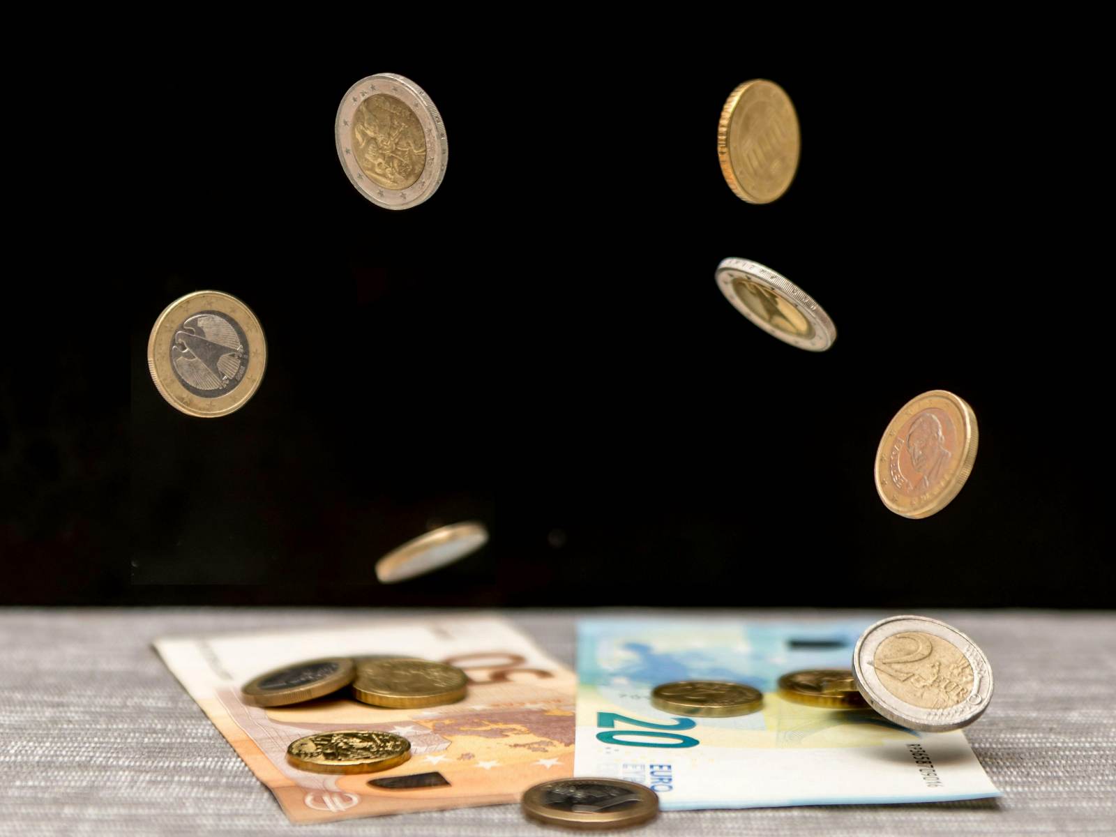 Μνημόνια 15 χρόνια μετά: Σα να μην πέρασε μια ημέρα…
