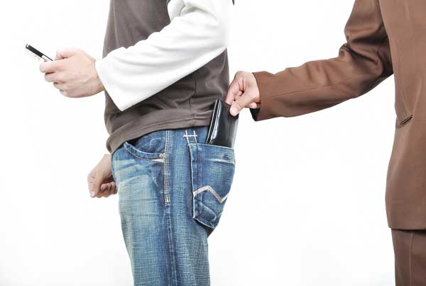 Παράνομες οι δεσμεύσεις επιδομάτων