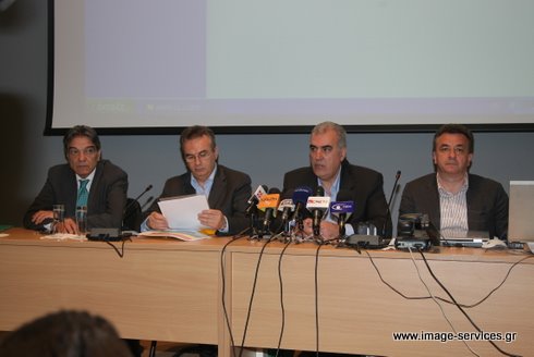 από αριστερά, Σηφουνάκης, Μαγκριώτης, Ρέππας, Αρναουτάκης στη συνέντευξη τύπου