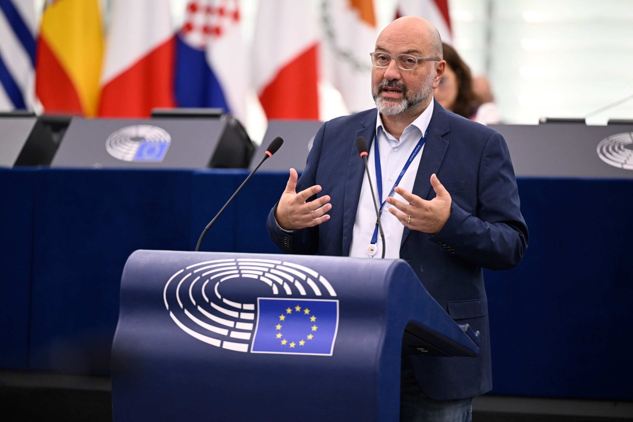 Σάκης Αρναούτογλου στην Επιτροπή Περιβάλλοντος: « ΑΠΕ με κανόνες και κοινωνική συναίνεση - Όχι σε εκπτώσεις για τη φύση και τις τοπικές κοινωνίες»