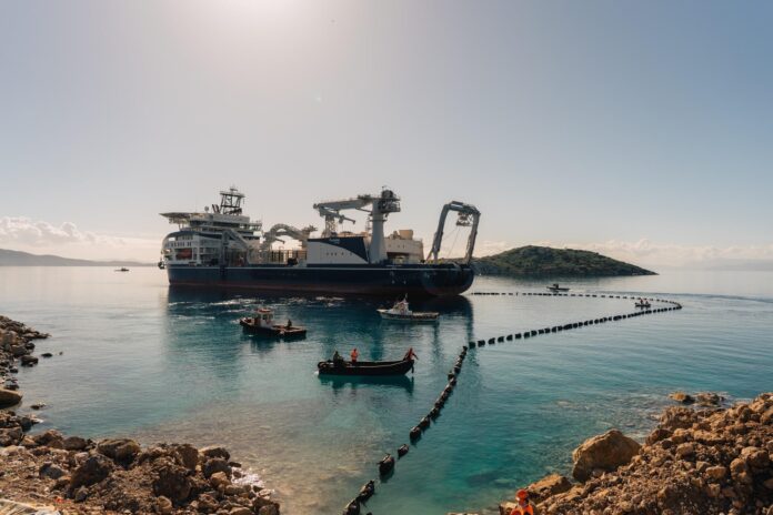 Έτοιμο το 2ο καλώδιο διασύνδεσης Κρήτης - Αττικής