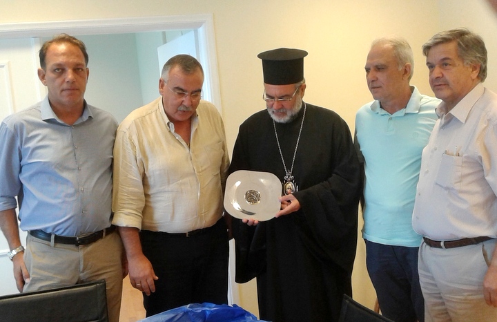 επισκέπτεται το δήμο Καρπάθου