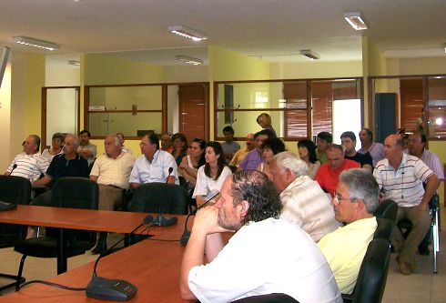 από τη συγκέντρωση των φορέων της Σητείας, στο δήμο για την αντιμετώπιση του θέματος