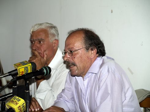 από τη συνέντευξη στην Ιεράπετρα, Γιώργος Σταυρακάκης με τον Σήφη Μηλιό