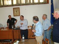 Ο καυγάς σε εξέλιξη