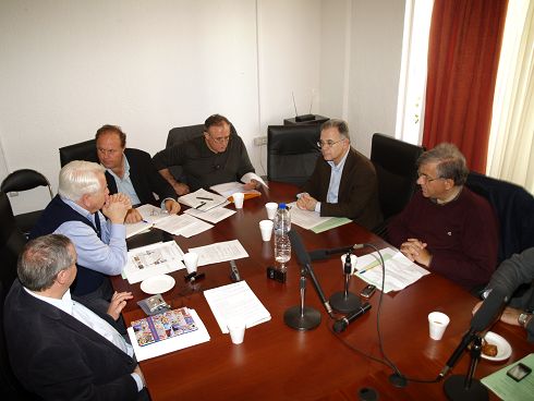από τη συνεδρίαση, τα ίδια Παντελάκη μου, τα ίδια Παντελή μου !