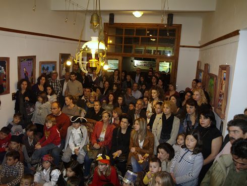 Πολύς ο κόσμος στα εγκαίνια της έκθεση