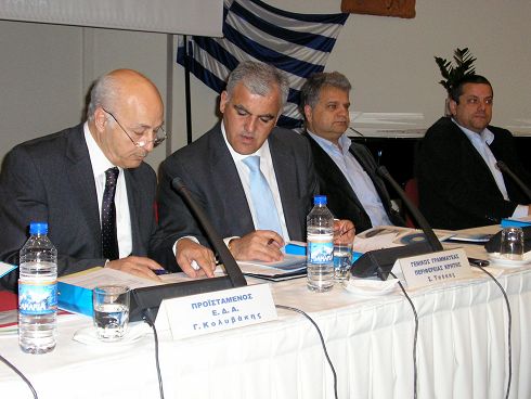 ο Γενικός Γραμματέας και το προεδρείο της επιτροπής