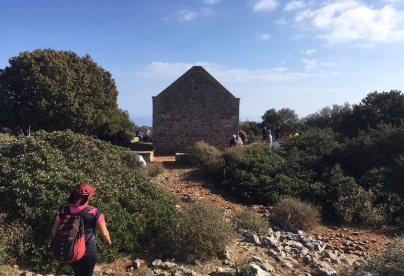 Πεζοπορία στον Άγιο Ιωάννη της χερσονήσου Σπιναλόγκας