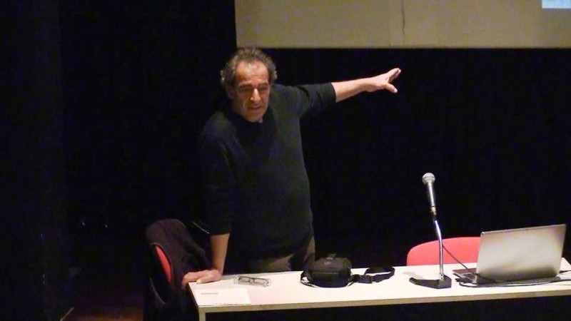 ο Καλούστ Παραγκαμιάν, ομιλώντας περί τα Γκαλαπάγκος