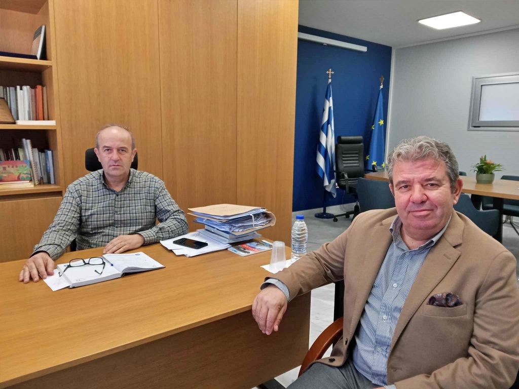 Συνάντηση δημάρχου Ιεράπετρας με τον Διευθυντή Δευτεροβάθμιας εκπαίδευσης Λασιθίου