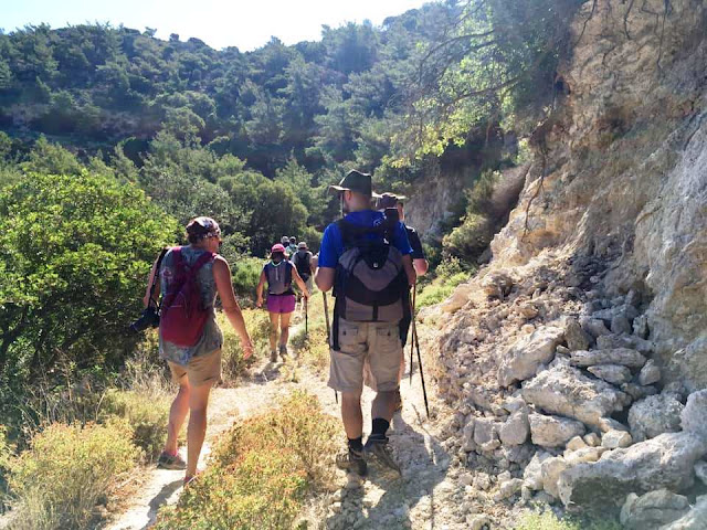 Πεζοπορία στη περιοχή του Καλού Χωριού