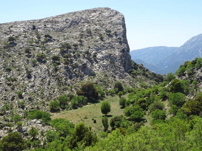 Αβδελιακό, Περβόλα, μέσα Όρη, επόμενη πεζοπορία